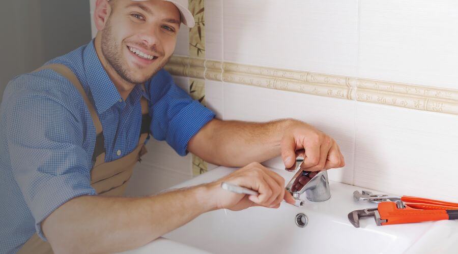 Professional clogged drains services in Langford, SD
